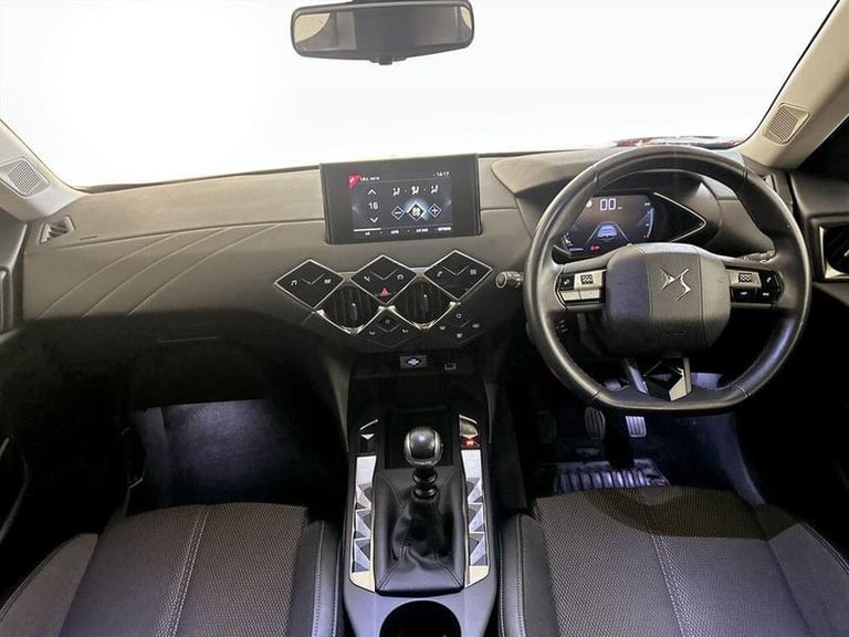2022 DS Automobiles DS 3 Crossback 1.2 PureTech Bastille Crossback Euro 6 (s/s) 5dr Manual SUV Pe...
