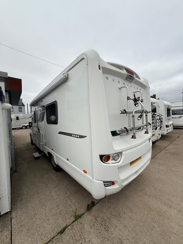 Bessacarr E444 Side Dinette Converts To Double Rear Bathroom