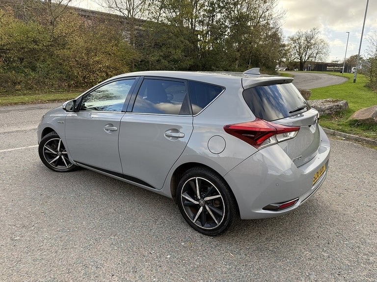 2018 Toyota Auris 1.8 Hybrid Design TSS 5dr CVT [Nav] HATCHBACK PETROL/ELECTRIC Automatic