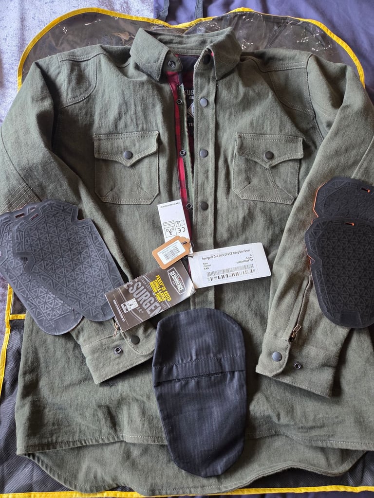 Resurgence large motorcycle jacket BNWT