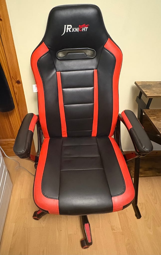 Office Desk and Gaming Chair 
