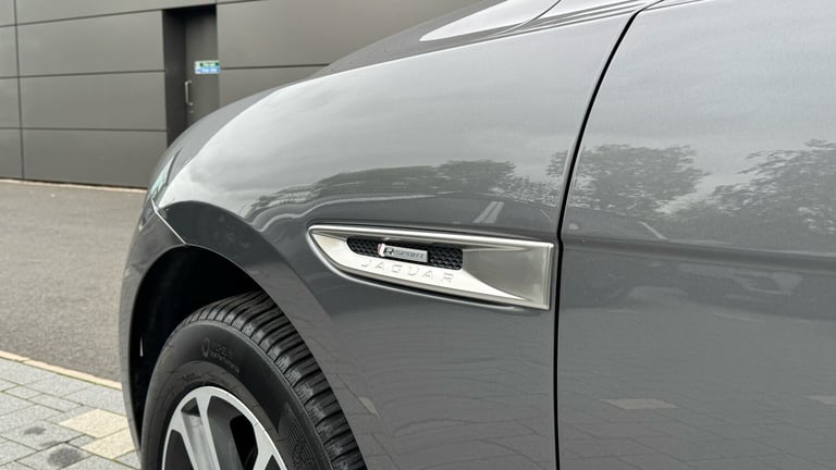 2017 Jaguar F-Pace 2.0d R-Sport 5dr Auto AWD Diesel Estate Estate Diesel Automatic