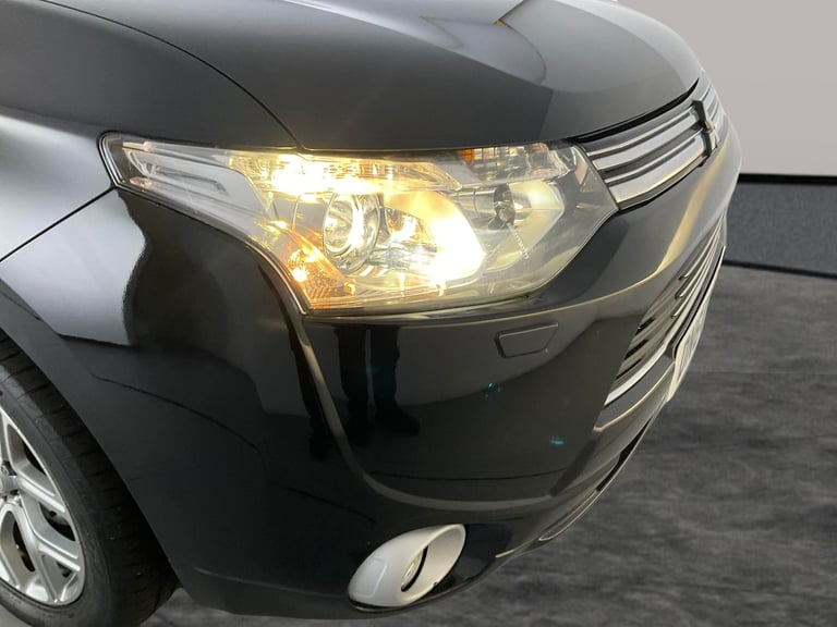 2015 Mitsubishi Outlander 2.0h 12kWh GX4hs SUV 5dr Petrol Plug-in Hybrid CVT 4WD Euro 5 (s/s) (20...