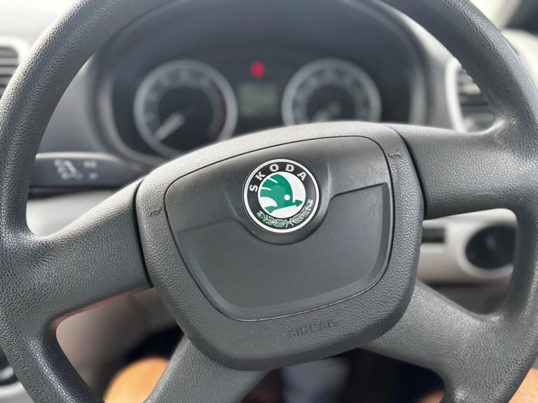 2009 Skoda Roomster 1.4 16V SE 5dr MPV Petrol Manual