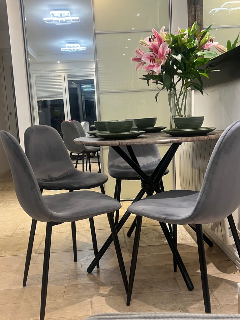 4 grey dining chairs vgc Table not included 