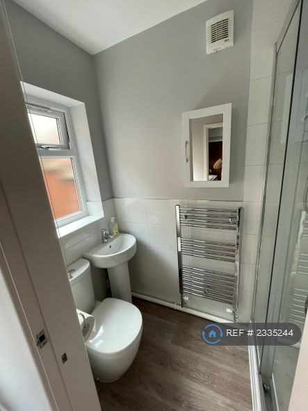 1 bedroom in Newdigate Villas, Nottingham, NG7 (#2335244)