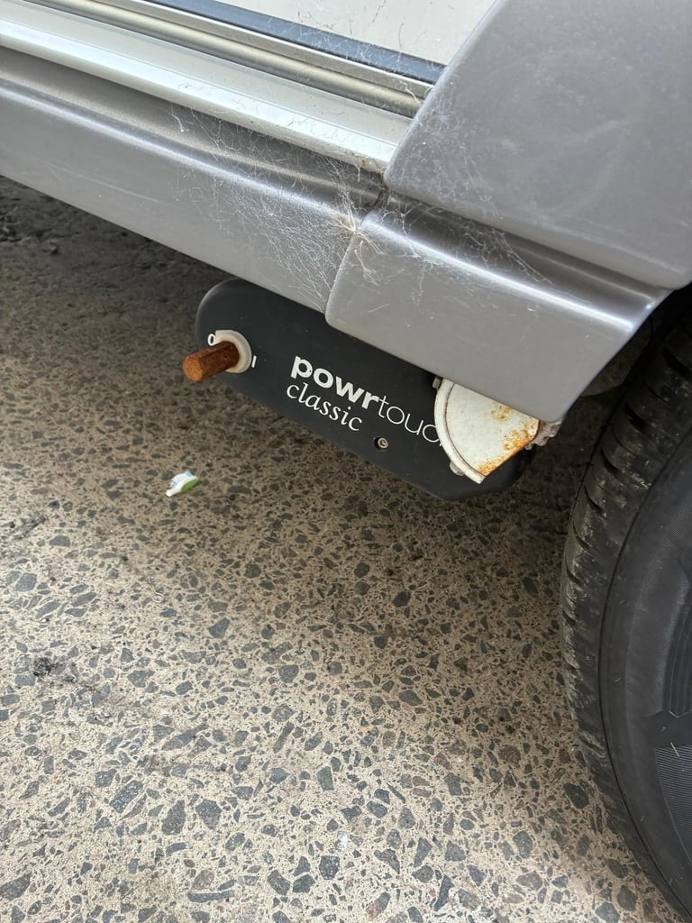 2014 Adria Sport Line Px Light Weight Fixed Bed