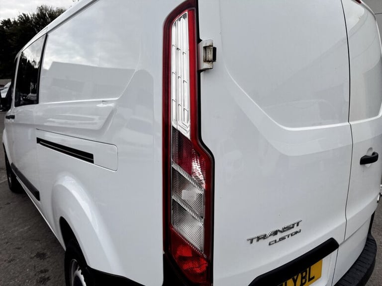  Ford Transit Custom 320 EcoBlue Leader Combi Van Diesel Manual
