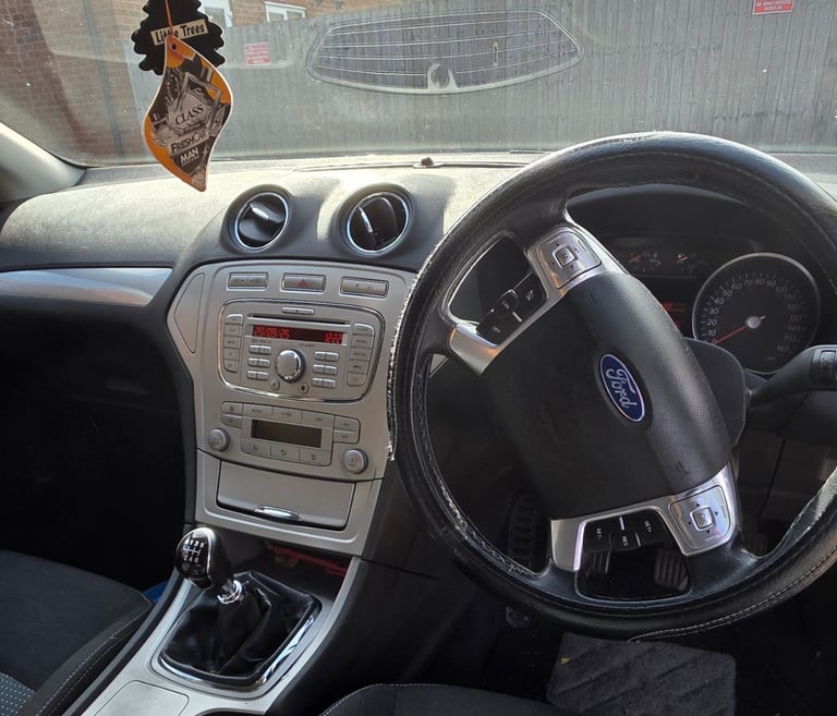 Ford, MONDEO, FULL SERVICE HISTORY Hatchback, 2009, Manual, 1997 (cc), 5 doors