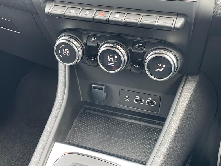 2023 Renault Captur 1.6 E-TECH techno Auto Euro 6 (s/s) 5dr HATCHBACK Petrol/Electric Hybrid Auto...