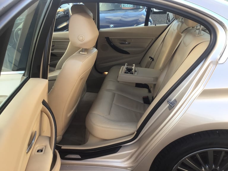 2013 BMW 3 Series 320d Luxury 4dr Step Auto SALOON Diesel Automatic