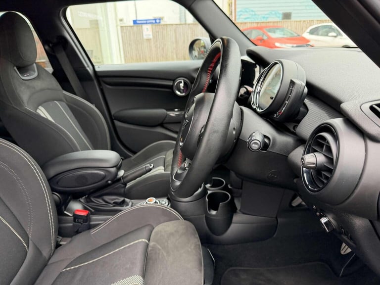 MINI HATCH 1.5 Cooper Sport Euro 6 (s/s) 5dr 2019