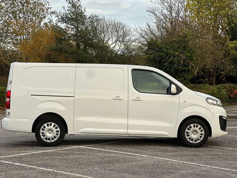 2020 Vauxhall Vivaro 1.5 Vivaro 2900 Sportive S/S Panel Van Diesel Manual