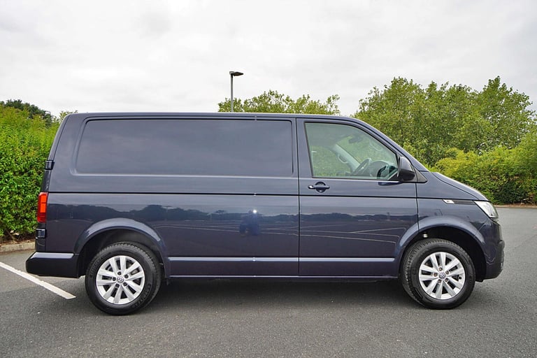 2021 Volkswagen Transporter 2.0 Transporter T28 HighLine TDI SWB Panel Van Diesel Manual