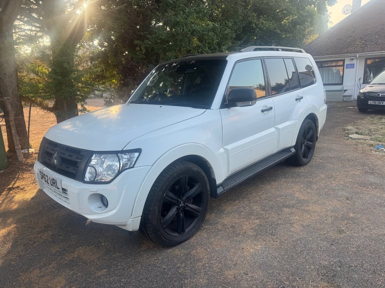 2012 Mitsubishi Shogun 3.2 DI-DC [197] SG4 Black 5dr Auto ESTATE Diesel Automatic