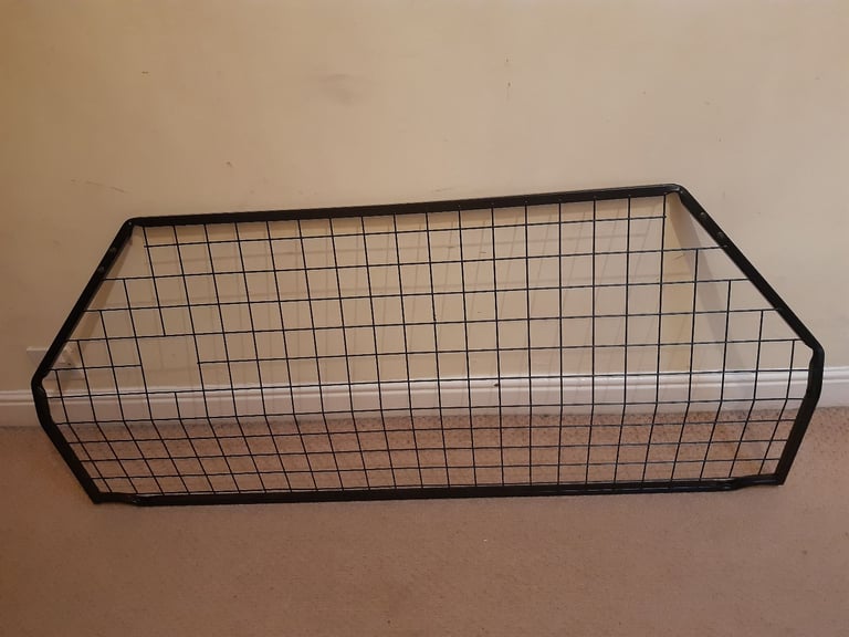 Peugeot Partner Tepee dog or luggage guard