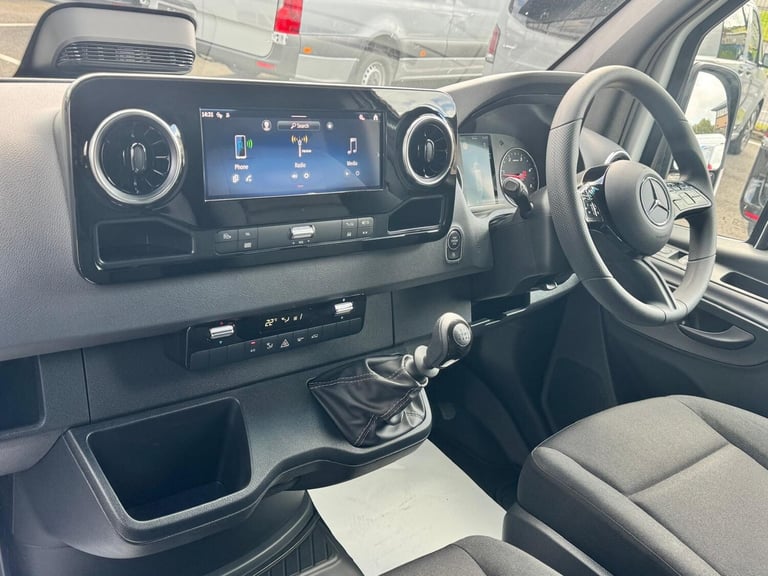 2025 Mercedes-Benz Sprinter 3.5t H2 Pro Van PANEL VAN DIESEL Manual