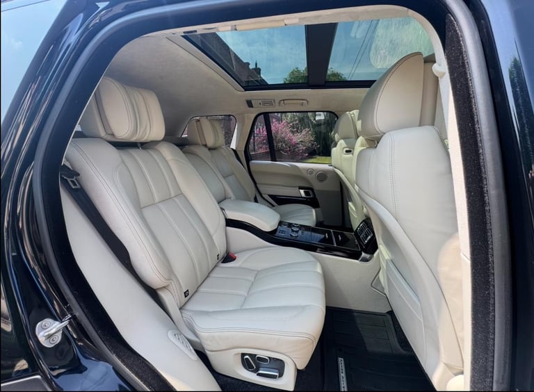 2014(64) LAND ROVER RANGE ROVER 4.4 SDV8 AUTOBIOGRAPHY LIMO GENUINE 69K FSH WOW!
