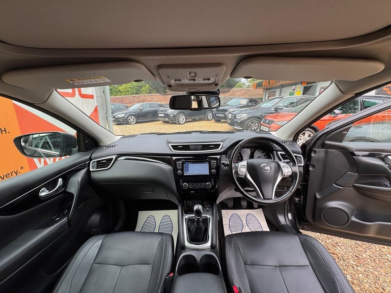 2015 Nissan Qashqai 1.6 DIG-T Tekna 2WD Euro 6 (s/s) 5dr HATCHBACK Petrol Manual