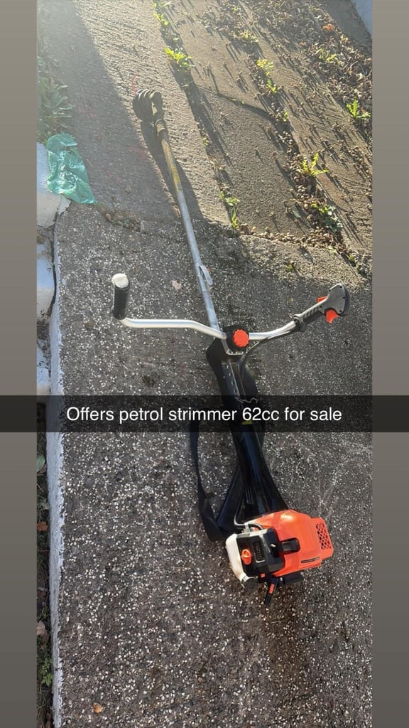 Petrol strimmer 