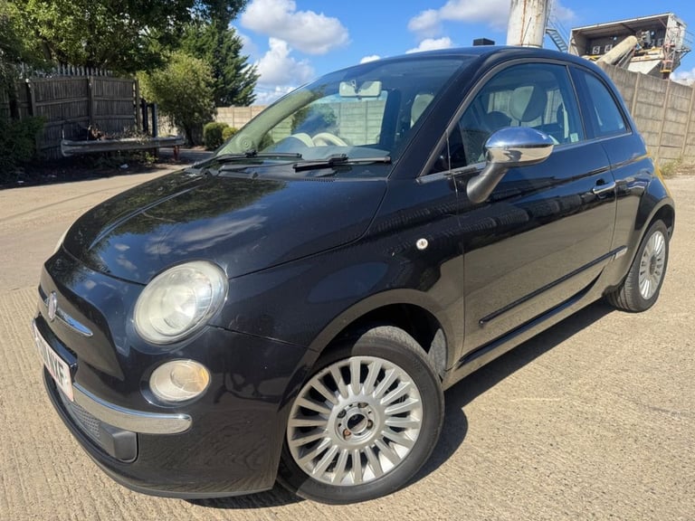 FIAT 500 LOUNGE 1.25*IDEAL FIRST CAR*APRIL 2026 MOT*CHEAP ROAD TAX*PAN ROOF*