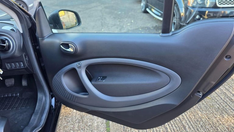 SMART FORTWO 1.0 Passion Cabriolet Twinamic Euro 6 (s/s) 2dr 2016