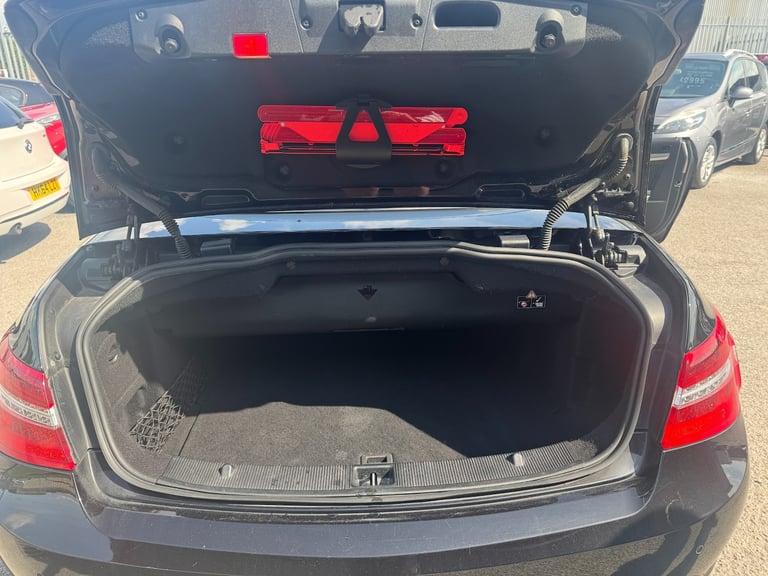 2010 10 MERCEDES E350 3.0 CDi V6 SPORT BLUEEFFICIENCY AUTOMATIC CABRIOLET .BLACK