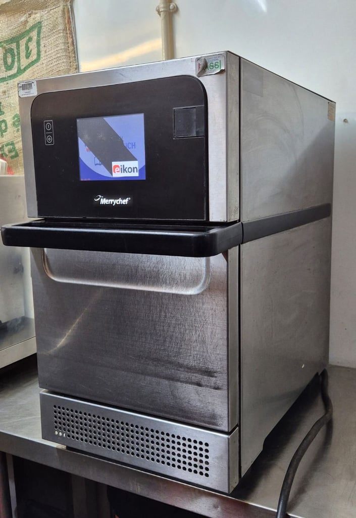 image for MERRYCHEF E2S HIGH SPEED VENTLESS OVEN 2017 GREAT WORKING ORDER 