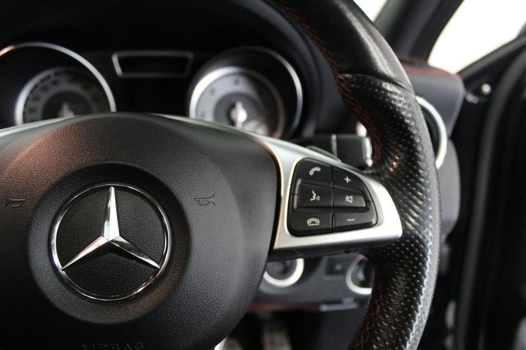 MERCEDES-BENZ GLA CLASS 2.1 GLA220d AMG Line (Premium Plus) 7G-DCT 4MATIC Euro