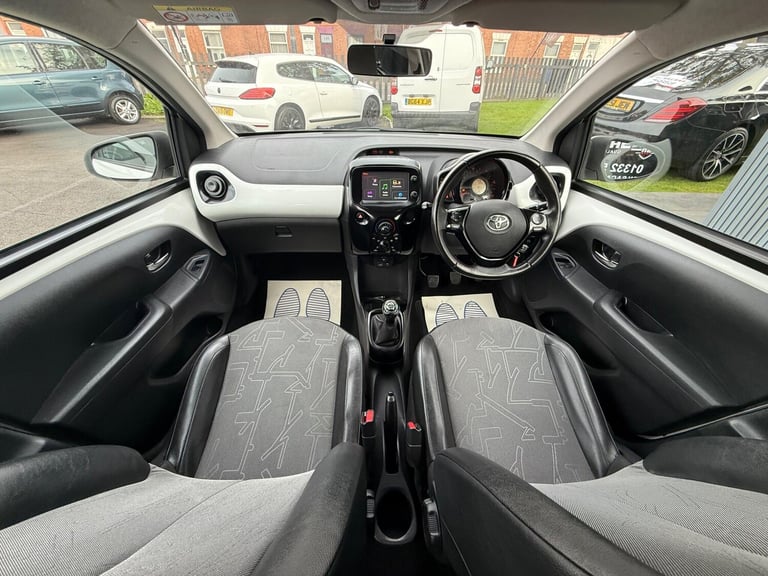 2015 Toyota AYGO 1.0 VVT-i x-pression x-wave 5dr Petrol Manual Euro 5 Euro 5 (68 ps) HATCHBACK Pe...