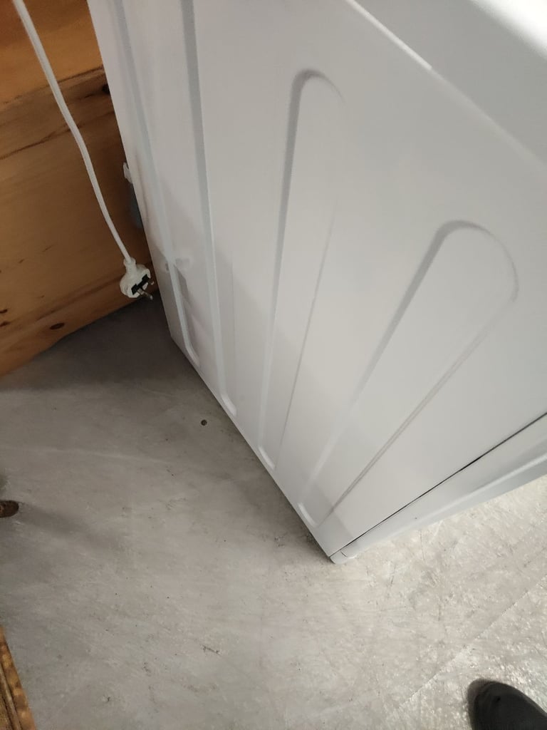 image for Indesit 8kg washing machine 