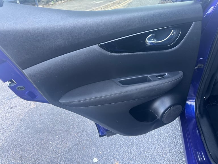 2016 Nissan Qashqai 1.2 DIG-T N-Connecta 2WD Euro 6 (s/s) 5dr HATCHBACK Petrol Manual