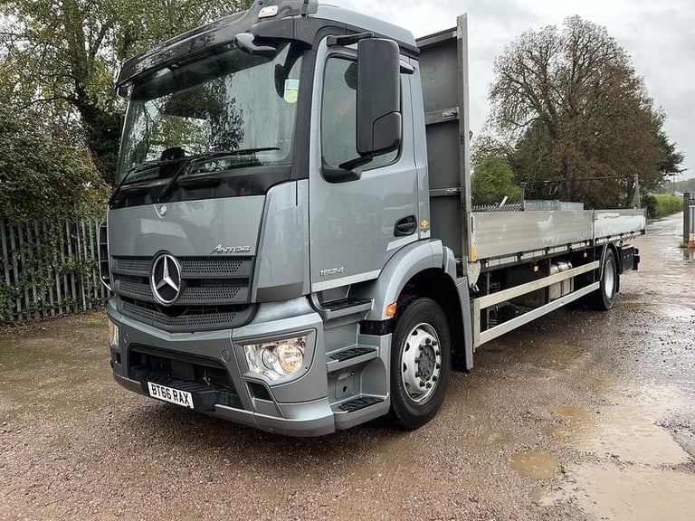 Mercedes-Benz Antos 1824L 18 Ton Dropside