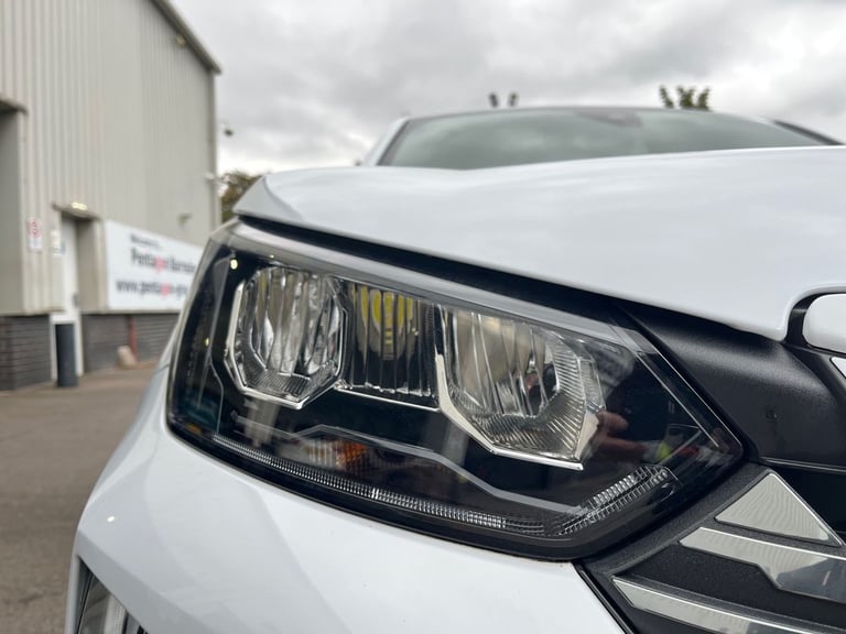  Peugeot 2008 SUV 1.2 Puretech Allure Suv 5dr Petrol Manual Euro 6 s/s 100 Ps