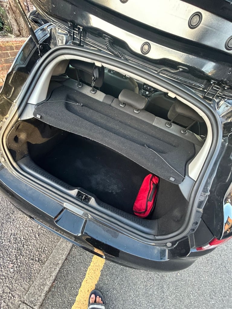 Renault, CLIO, Hatchback, 2014, Manual, 898 (cc), 5 doors