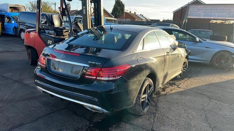 2015 MERCEDES BENZ E350 AMG LINE BREAKING !!!