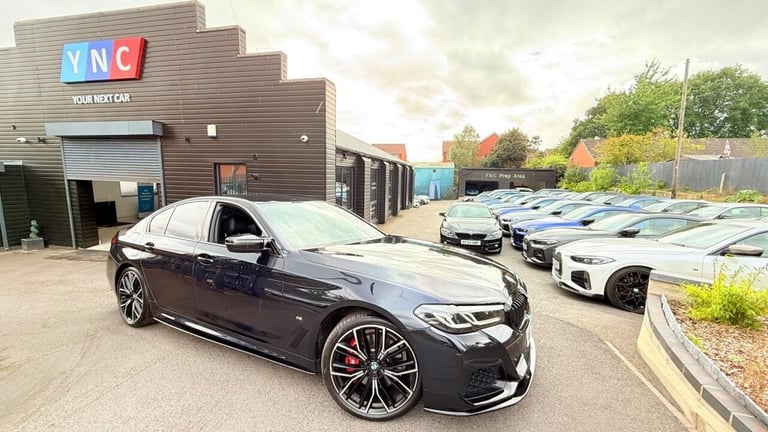 2022 BMW 5 Series 2.0 520d MHT M Sport Steptronic Euro 6 (s/s) 4dr Saloon DIESEL Automatic