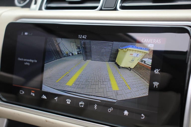 LAND ROVER RANGE ROVER 4.4 SD V8 Vogue SE Auto 4WD Euro 6 (s/s) 5dr 2019