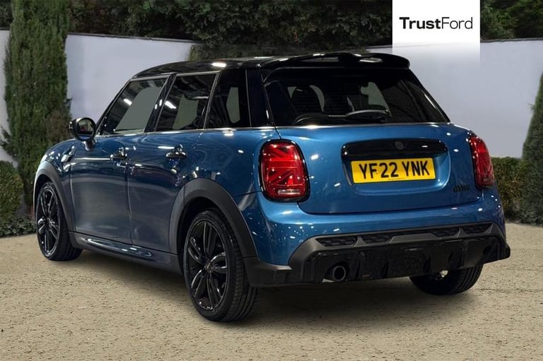 2022 MINI Hatch 1.5 Cooper Sport 5dr Auto HATCHBACK PETROL Automatic