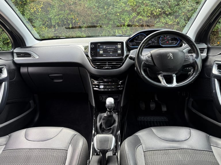 Peugeot 2008 1.6 Blue HDi Allure (120 ps) 5dr DIESEL MANUAL 2016/16