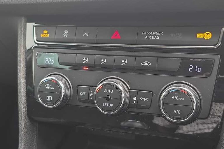 2020 SEAT Leon 1.5 TSI EVO FR Hatchback 5dr Petrol Manual Euro 6 (s/s) (150 ps) Hatchback Petrol ...
