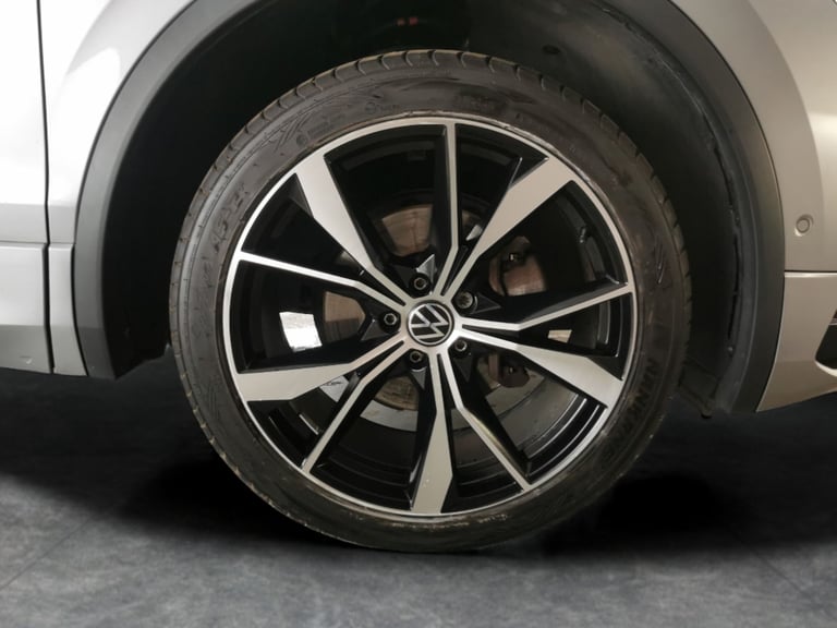 2022 Volkswagen Tiguan Allspace 1.5 TSI R-Line SUV 5dr Petrol DSG Euro 6 (s/s) (150 ps) - AUTO PA...