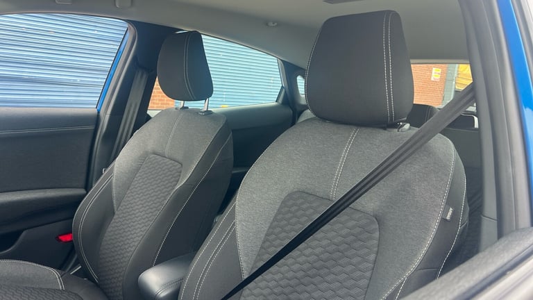 2023 Ford Puma 1.0 EcoBoost Hybrid mHEV Titanium 5dr DCT Petrol Hatchback Hatchback Petrol Automatic