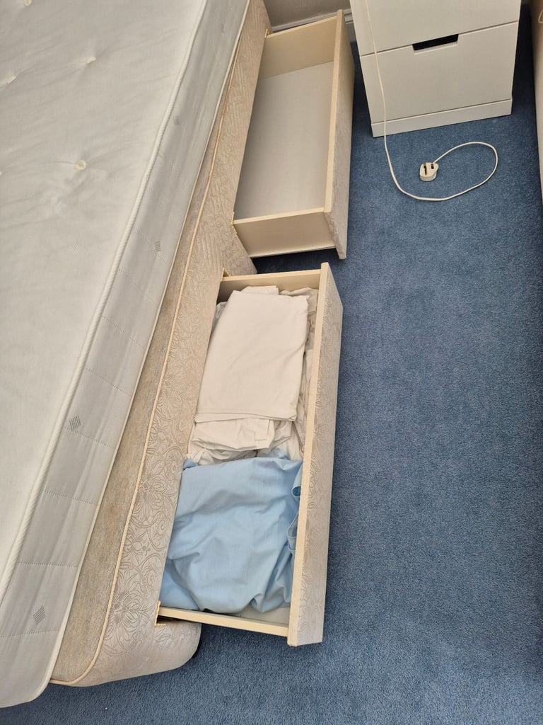 Single Bed X 2