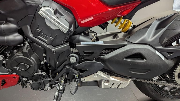 2025 Ducati Diavel V4 1158 Ducati Quick Shift Euro 5