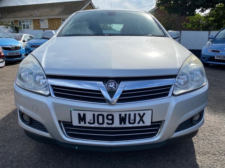 2009 Vauxhall Astra 1.6i 16V Design [115] 5dr HATCHBACK Petrol Manual