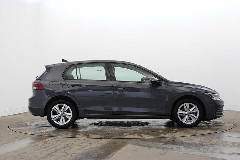 2022 Volkswagen Golf Life 1.5 TSI 150PS 6-speed Manual 5 Door Manual Hatchback Petrol Manual