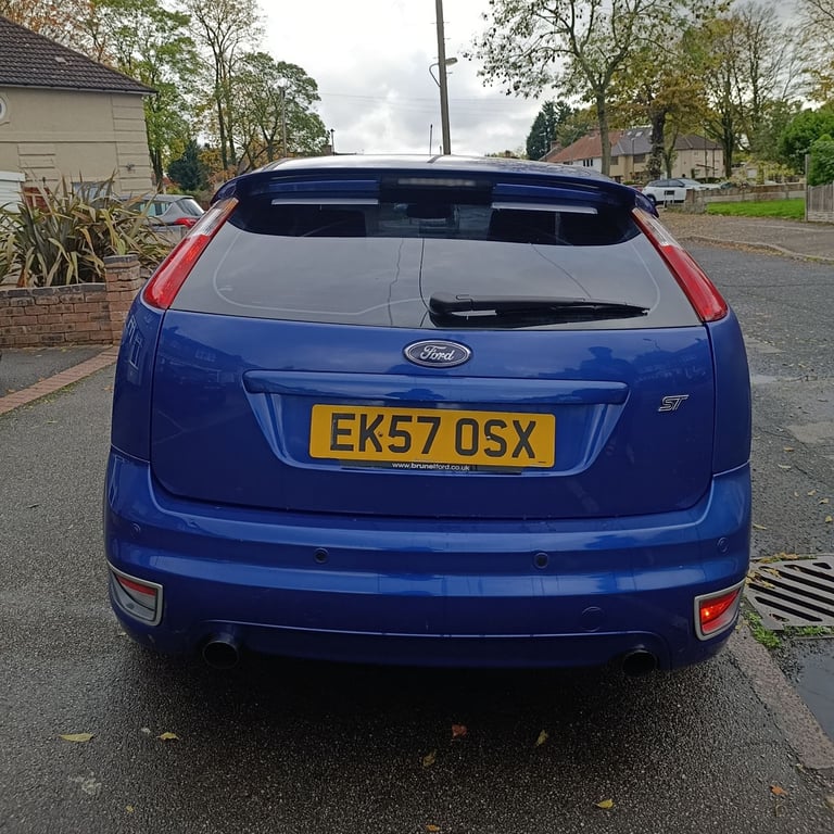 Ford, FOCUS, Hatchback, 2007, Manual, 2522 (cc), 5 doors