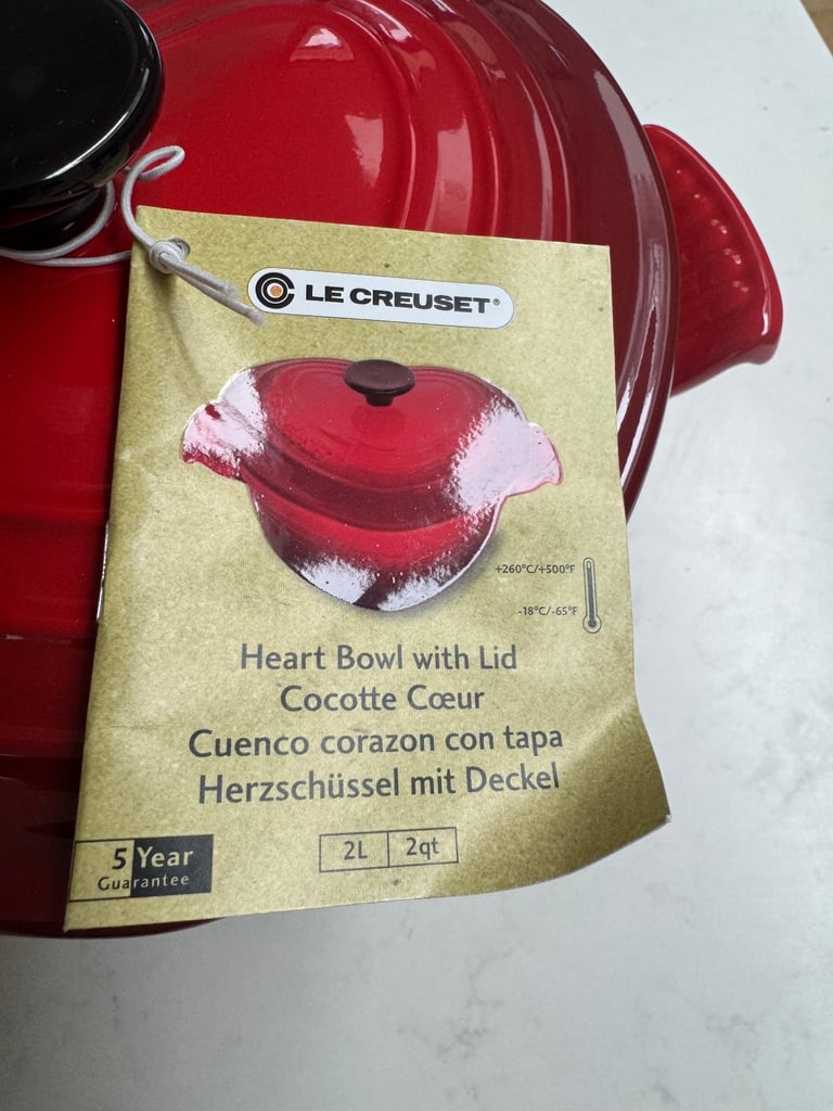 Le Creuset heart shaped bowls x 2