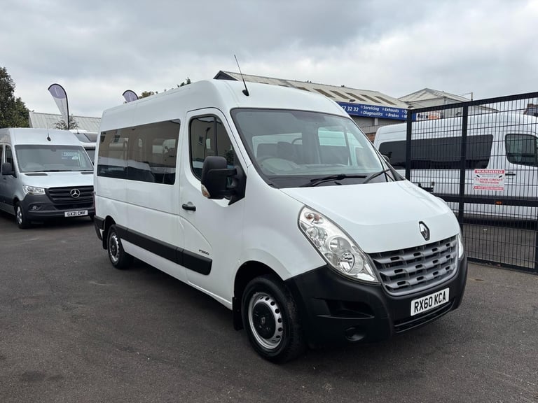 2011 Renault Master MM33dCi 100 Medium Roof Van Euro 4 ULEZ HYDRAULIC WHEELCHAIR
